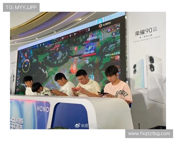 《电竞赛事激战正酣 王者荣耀LPL赛季开赛引爆玩家热情》 《电竞赛事激战正酣 王者荣耀LPL赛季开赛引爆玩家热情》