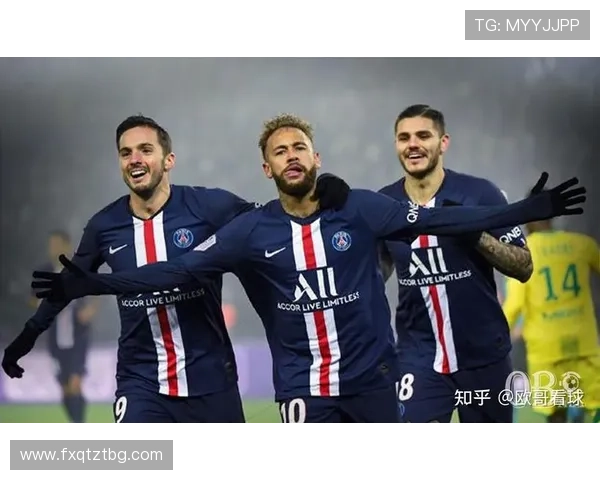 曼城足球俱乐部崛起之路与现代足球战术体系革新的深度解析