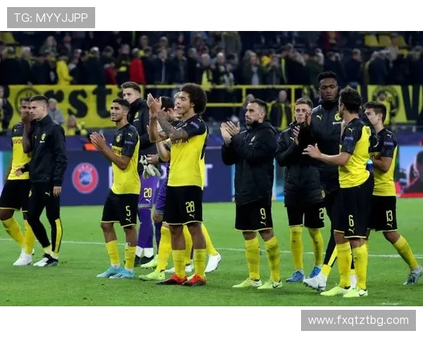 德甲联赛最新动态:多特蒙德主场迎战拜仁,争冠之战再度升温 德甲联赛最新动态:多特蒙德主场迎战拜仁,争冠之战再度升温